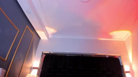     online show from 02/11/25, 08:20