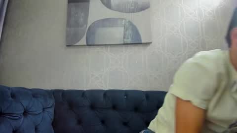 Snapshot of niklasravn chatting on 12/15/25, 07:29 NIko online show from 12/15/25, 07:29