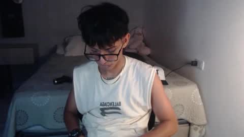 Snapshot of niklaus_wolf chatting on 09/18/25, 07:10 niklaus_wolf online show from 09/18/25, 07:10