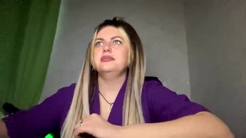 Nika online show from 12/13/24, 02:21