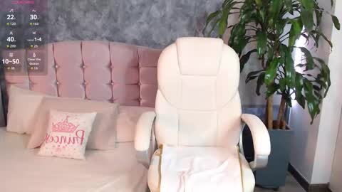 Snapshot of niko_robin04 chatting on 01/16/26, 08:13 Niko Robin online show from 01/16/26, 08:13