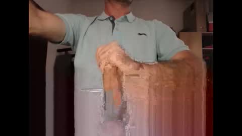 Snapshot of nikolaforfun chatting on 10/13/25, 09:20 nikolaforfun online show from 10/13/25, 09:20