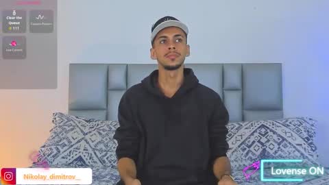 Snapshot of nikolay_dimitrov chatting on 10/26/25, 05:13 online show from 10/26/25, 05:13