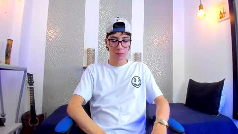    online show from 02/23/25, 07:22