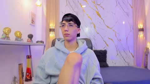    online show from 04/28/26, 04:06