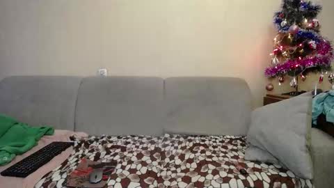 Nikoletta online show from 12/15/25, 12:31