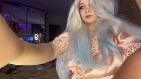 Snapshot of nikoli_naw chatting on 10/10/25, 09:25 nikoli_naw online show from 10/10/25, 09:25