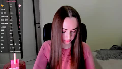      online show from 10/24/25, 06:32