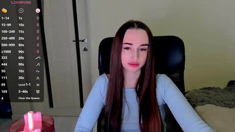      online show from 12/19/25, 02:51