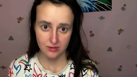 Nikolleta online show from 11/17/25, 10:21