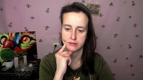 Nikolleta online show from 12/17/25, 10:43