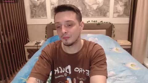 Snapshot of nikolos_vise chatting on 01/15/25, 04:54 Nikolos online show from 01/15/25, 04:54