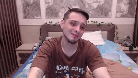 Snapshot of nikolos_vise chatting on 01/17/25, 11:40 Nikolos online show from 01/17/25, 11:40