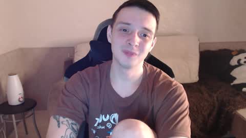 Snapshot of nikolos_vise chatting on 01/29/25, 06:18 Nikolos online show from 01/29/25, 06:18