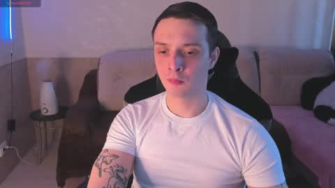 Snapshot of nikolos_vise chatting on 02/05/25, 09:36 Nikolos online show from 02/05/25, 09:36