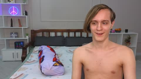 Snapshot of nikompell chatting on 01/04/25, 02:25 niko online show from 01/04/25, 02:25