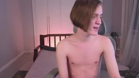 Snapshot of nikompell chatting on 01/23/25, 03:05 niko online show from 01/23/25, 03:05