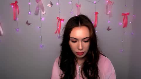 nikonara_ online show from 03/24/26, 02:33