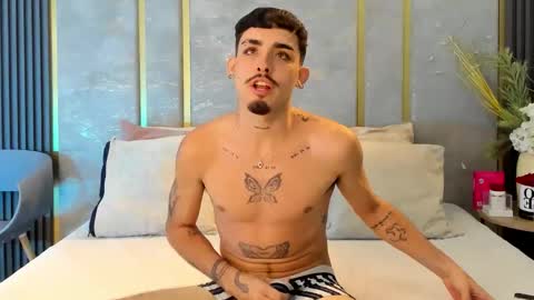 Niko Stone online show from 11/05/25, 04:56