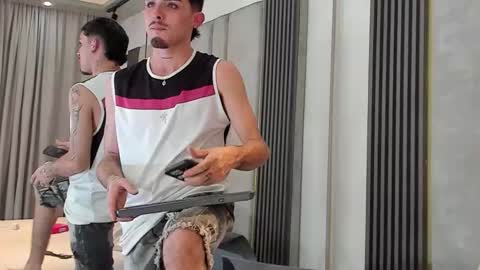 Snapshot of nikostone chatting on 01/09/26, 05:43 Niko Stone online show from 01/09/26, 05:43