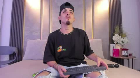 Niko Stone online show from 06/24/26, 04:00