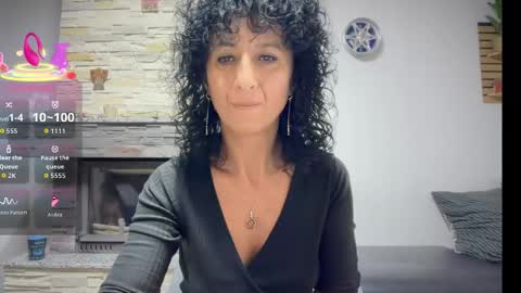 nikol online show from 10/20/25, 04:35