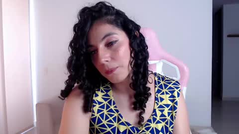 Snapshot of niky_blue chatting on 01/13/25, 10:35 niky_blue online show from 01/13/25, 10:35