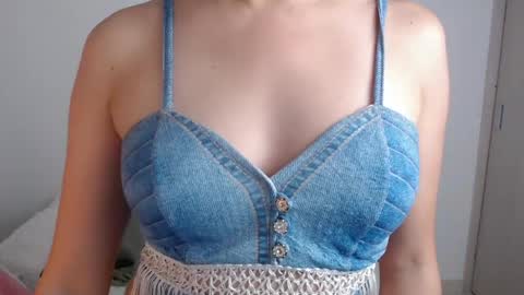 Snapshot of niky_blue chatting on 03/30/26, 10:38 niky_blue online show from 03/30/26, 10:38