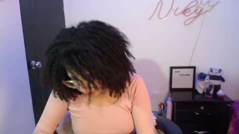 Snapshot of niky_golden chatting on 01/15/25, 08:09 Nicole GTM-5 1100 pm - 700 am online show from 01/15/25, 08:09