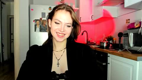 Snapshot of niky_jess chatting on 02/24/25, 02:48 Veronica online show from 02/24/25, 02:48