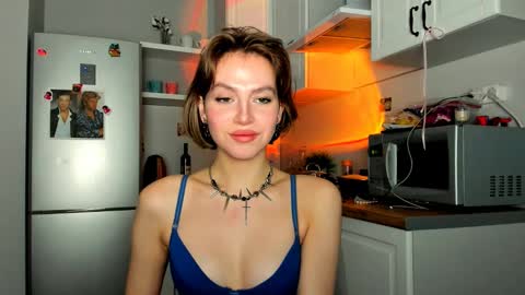 Snapshot of niky_jess chatting on 03/02/25, 03:16 Veronica online show from 03/02/25, 03:16
