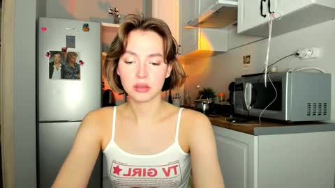 Snapshot of niky_jess chatting on 03/06/25, 08:08 Veronica online show from 03/06/25, 08:08