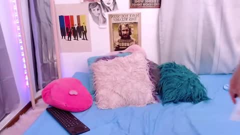 Snapshot of nikyastark chatting on 01/12/25, 03:03 Niky A Stark online show from 01/12/25, 03:03