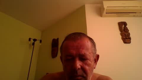 Snapshot of nikyo419 chatting on 09/20/25, 07:09 nikyo419 online show from 09/20/25, 07:09