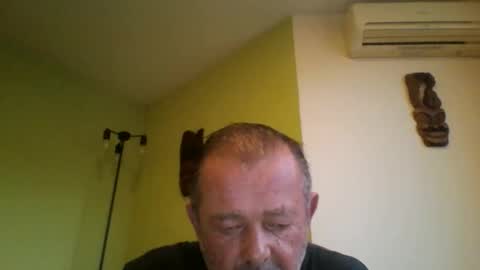 Snapshot of nikyo419 chatting on 09/22/25, 04:14 nikyo419 online show from 09/22/25, 04:14