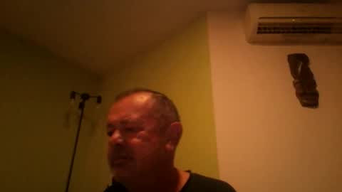 Snapshot of nikyo419 chatting on 10/20/25, 03:40 nikyo419 online show from 10/20/25, 03:40