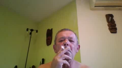 Snapshot of nikyo419 chatting on 11/05/25, 05:51 nikyo419 online show from 11/05/25, 05:51