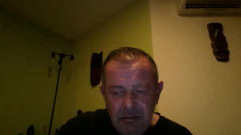 Snapshot of nikyo419 chatting on 02/02/26, 04:11 nikyo419 online show from 02/02/26, 04:11