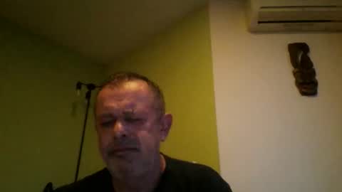 Snapshot of nikyo419 chatting on 02/08/26, 05:33 nikyo419 online show from 02/08/26, 05:33