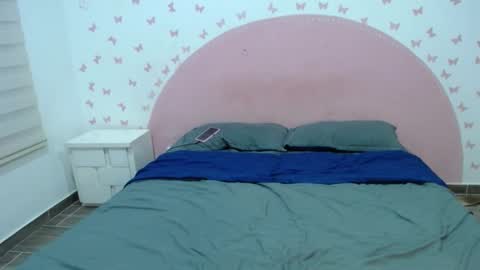 Snapshot of nila_kaia chatting on 11/24/25, 03:50 nila online show from 11/24/25, 03:50