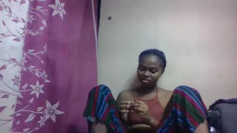 nilah online show from 10/26/25, 06:52