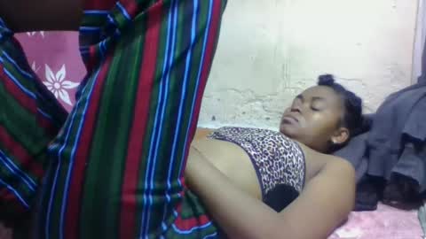 nilah online show from 11/08/25, 11:54