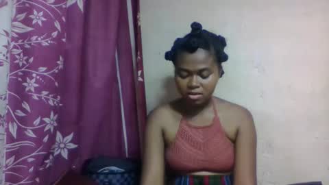 nilah online show from 12/17/25, 05:41