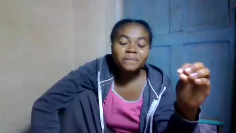 nilah online show from 06/19/26, 06:01