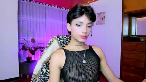 Nilam online show from 05/13/26, 10:17