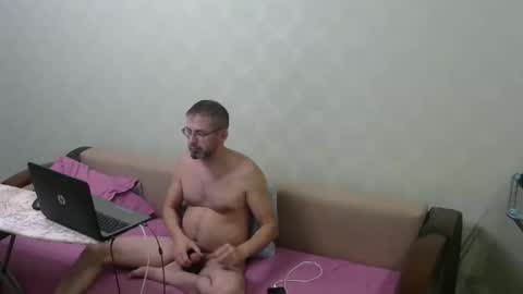 Snapshot of nilko80 chatting on 06/02/26, 06:10 nilko80 online show from 06/02/26, 06:10
