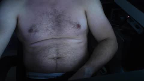 Snapshot of nillis chatting on 10/13/25, 10:15 nillis online show from 10/13/25, 10:15