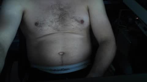 Snapshot of nillis chatting on 11/10/25, 08:57 nillis online show from 11/10/25, 08:57