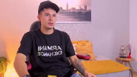 Snapshot of nils_saint chatting on 09/28/25, 12:49 Nils online show from 09/28/25, 12:49