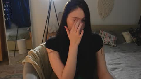 Jennet online show from 11/21/25, 05:22